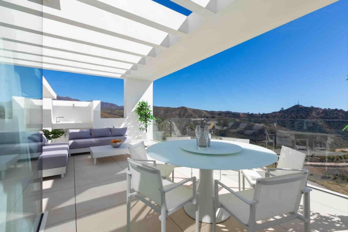 812 Alm Luxury Aparment In Palo Alto Marbella Daire Ojén Dış mekan fotoğraf